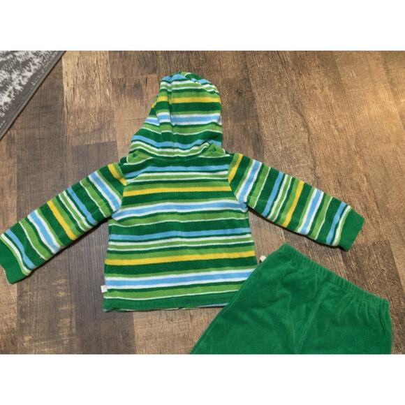 Oshkosh‎ Baby 2 Piece Outfit Green Stripe 18 M XXL Months Zip Up Hoodie & Pants - Picture 7 of 13